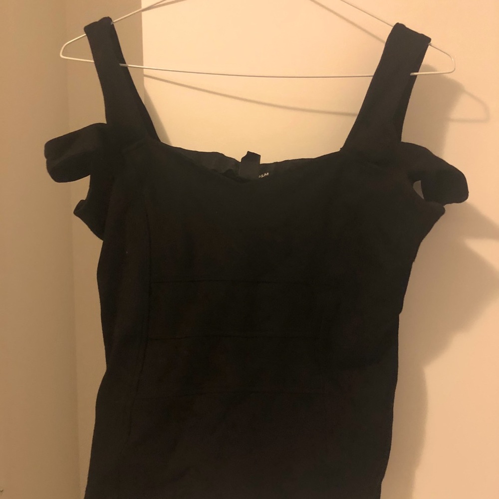 Black funky top